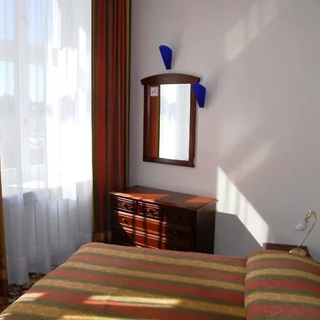 Ξενοδοχείο Savoy Λοτζ