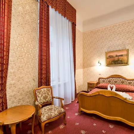 Savoy 2* Λοτζ