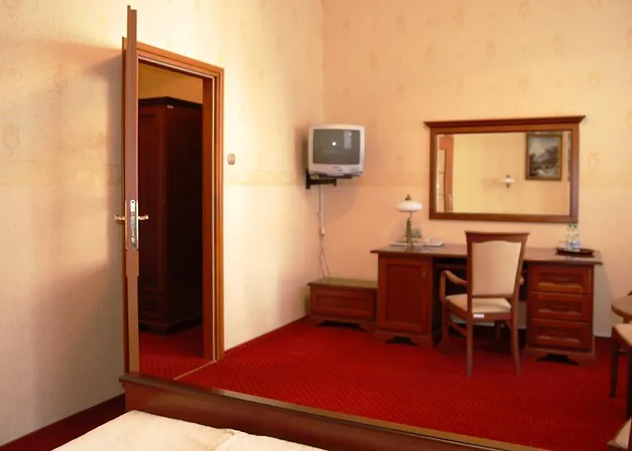 Ξενοδοχείο Savoy Λοτζ